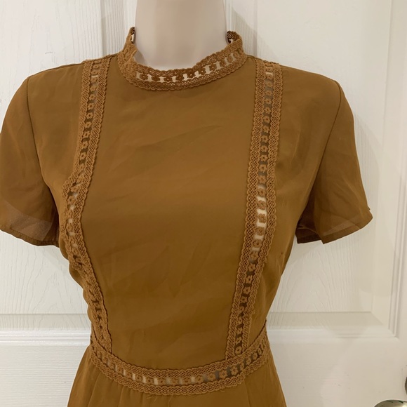 Forever 21 Lace Detailed Mini Dress - Picture 3 of 4